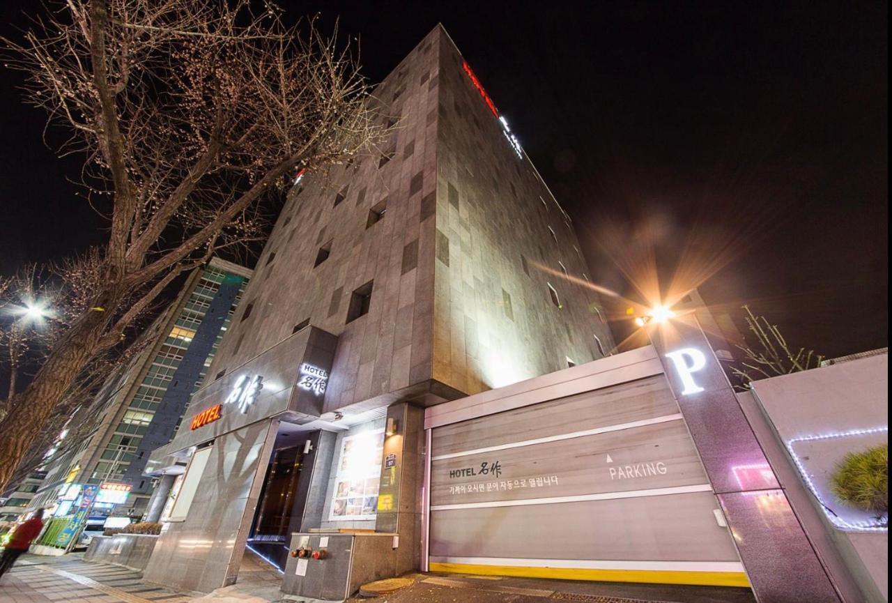 Hotel Myeong Jak Suwon Bagian luar foto